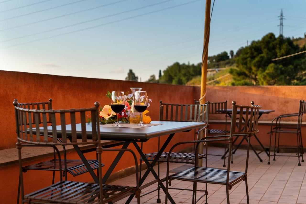 Bioagriturismo Antica Sena Milici Ngoại thất bức ảnh