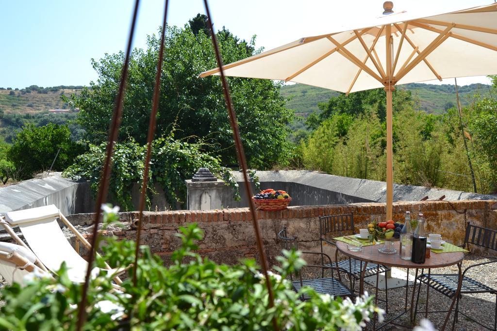 Bioagriturismo Antica Sena Milici Ngoại thất bức ảnh
