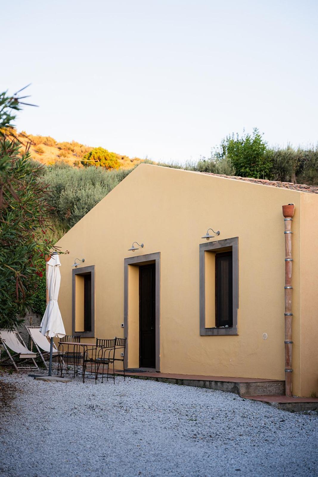 Bioagriturismo Antica Sena Milici Ngoại thất bức ảnh